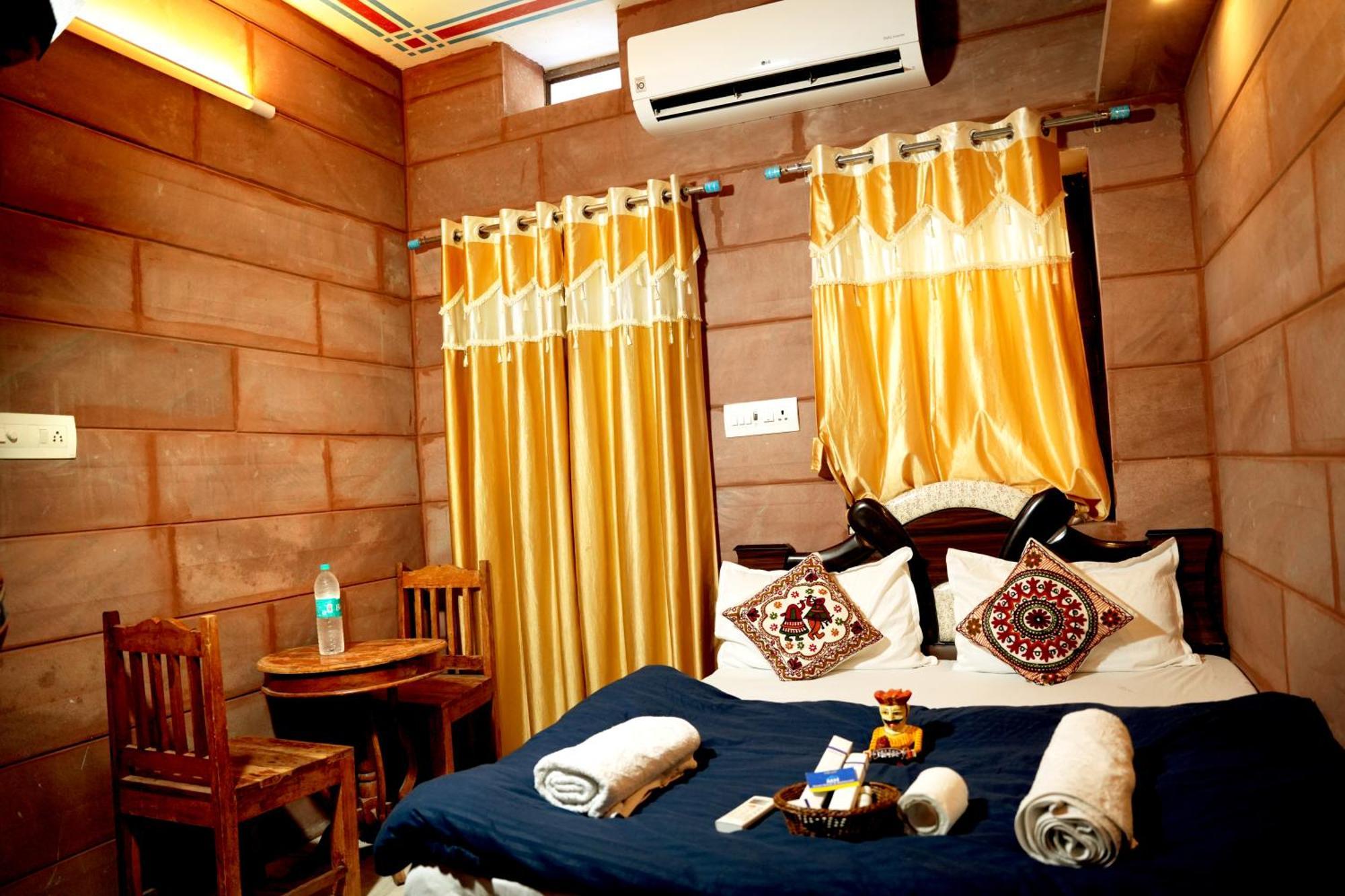 Mh Guest House Jodhpur  Buitenkant foto