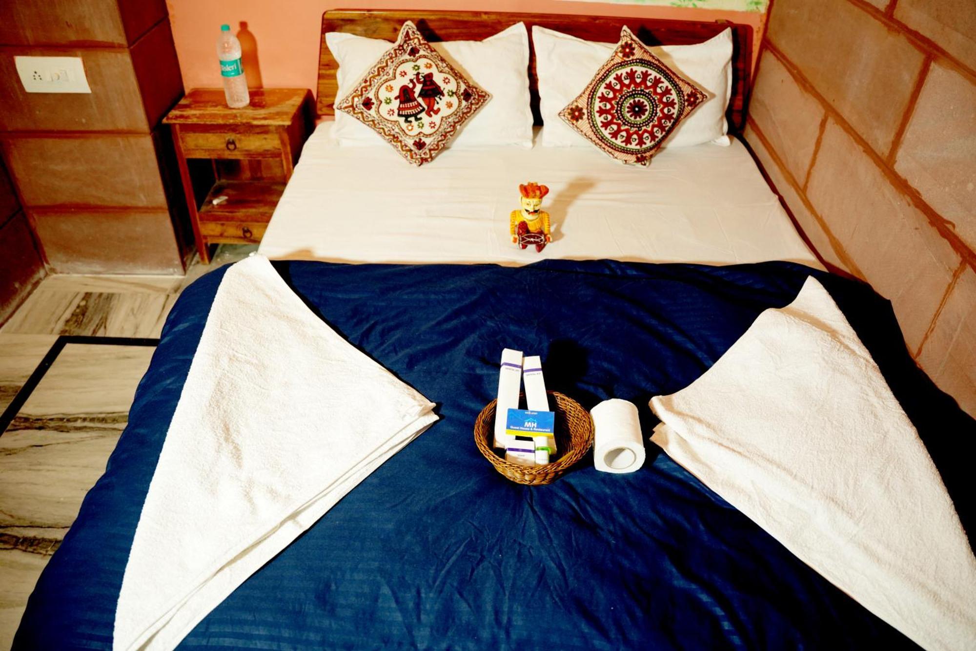 Mh Guest House Jodhpur  Buitenkant foto